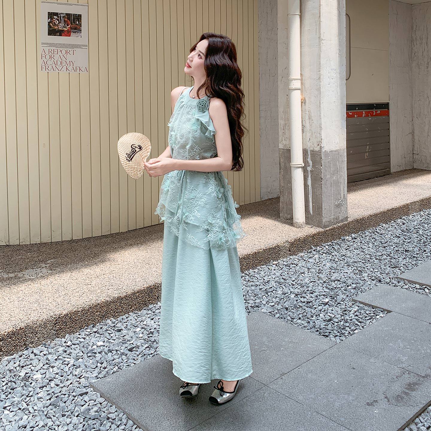 浅绿色超仙甜美套装女2026初夏新款立体花朵蕾丝背心半身裙两件套