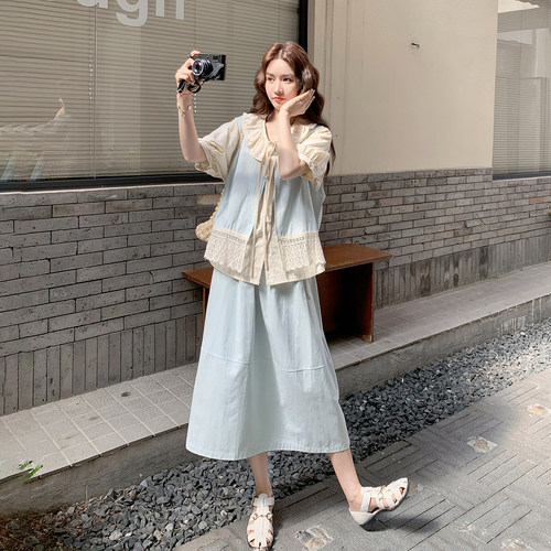 浅蓝色减龄蕾丝花边马甲套装女2026夏季新款花边衬衫半身裙三件套