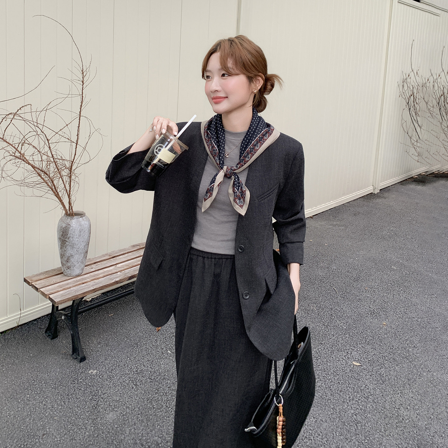 灰色大女主气质西服套装女2026春季新款无领西装高腰半身裙两件套