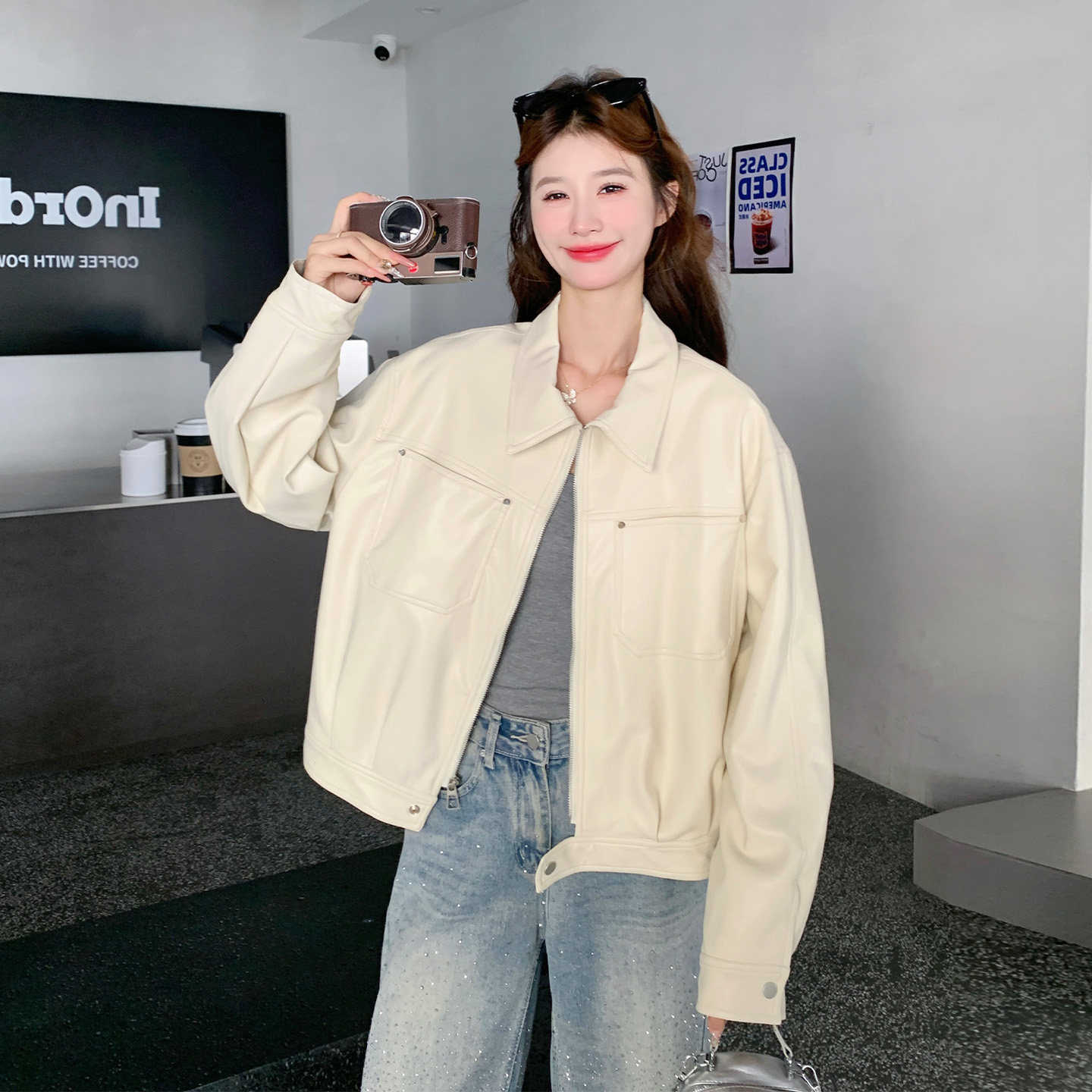 高级感米白色外套女短款酷飒