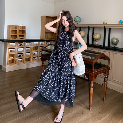 文艺复古立领无袖碎花连衣裙女