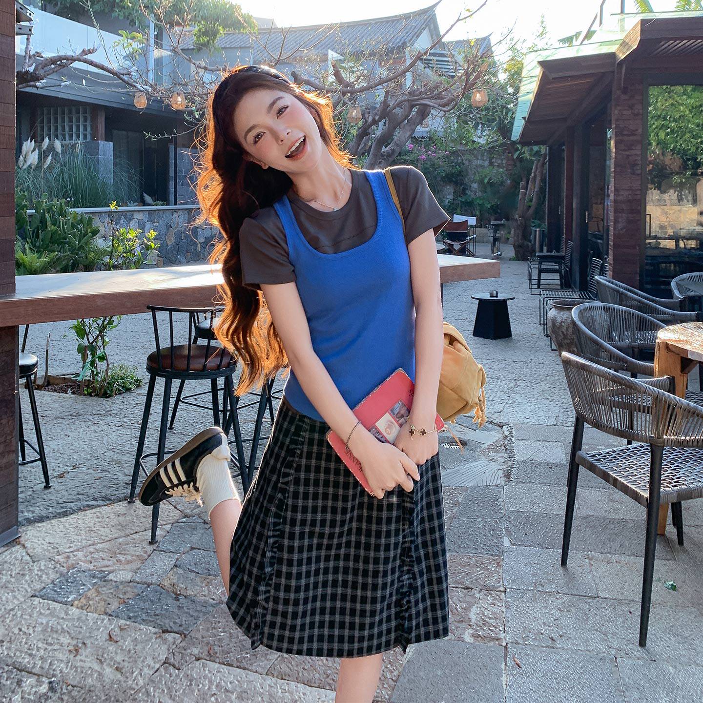 小众设计感减龄套装裙女春2026新款法式背心T恤格子半身裙三件套