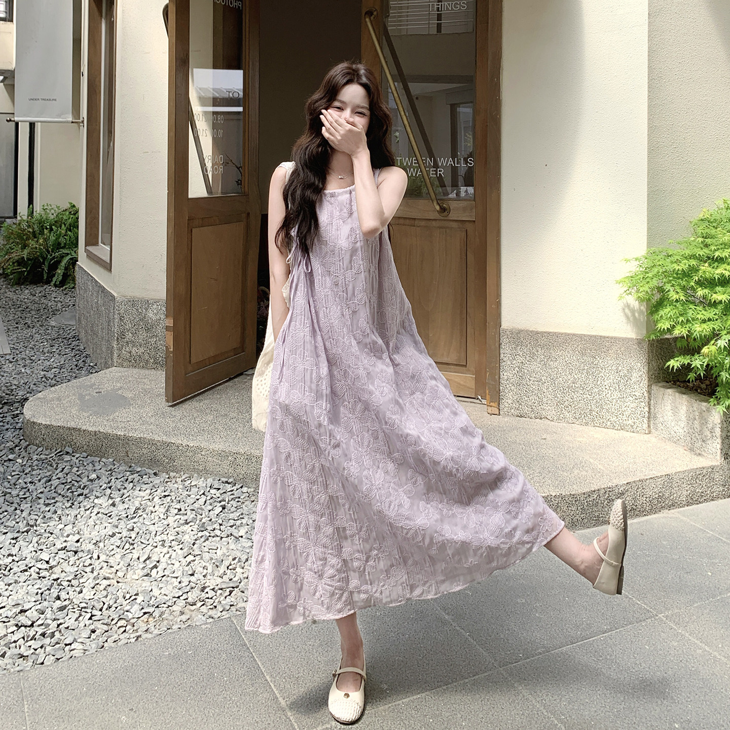紫色绝美轻奢浪漫风连衣裙女2026新款夏日法式度假风刺绣背心裙