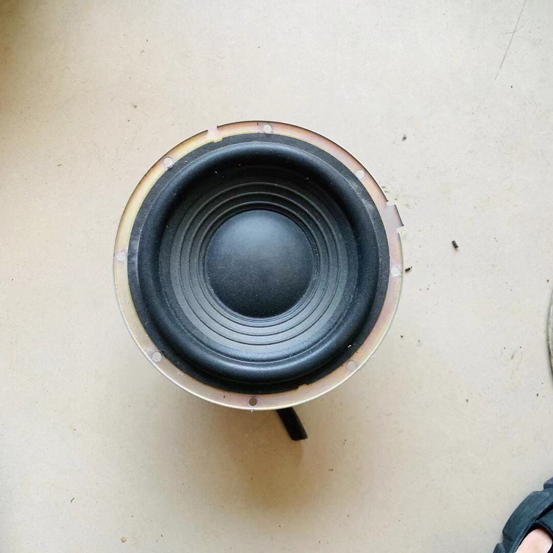 汽车音响喇叭改装升级8寸低音喇叭带箱体低音炮车载扬声器