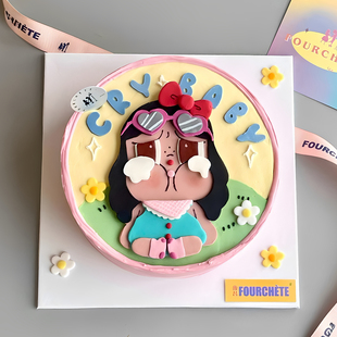 潮玩Cry Baby哭娃生日蛋糕装饰摆件盲盒公仔小仙女烘焙装饰配件