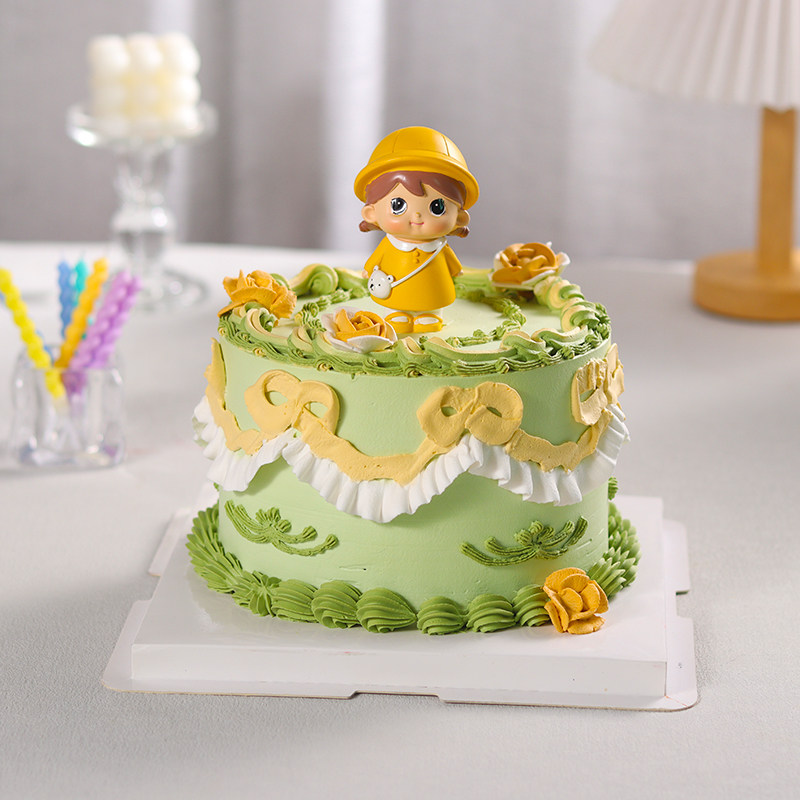 郊游黄衣小女孩生日蛋糕装饰