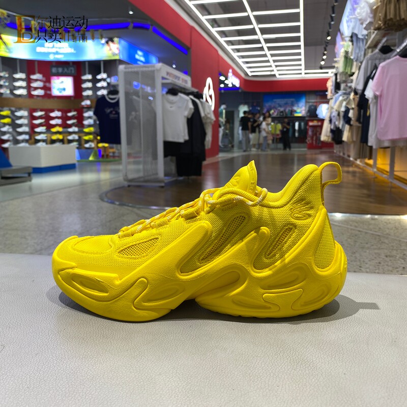 UnderArmour安德玛男篮球鞋