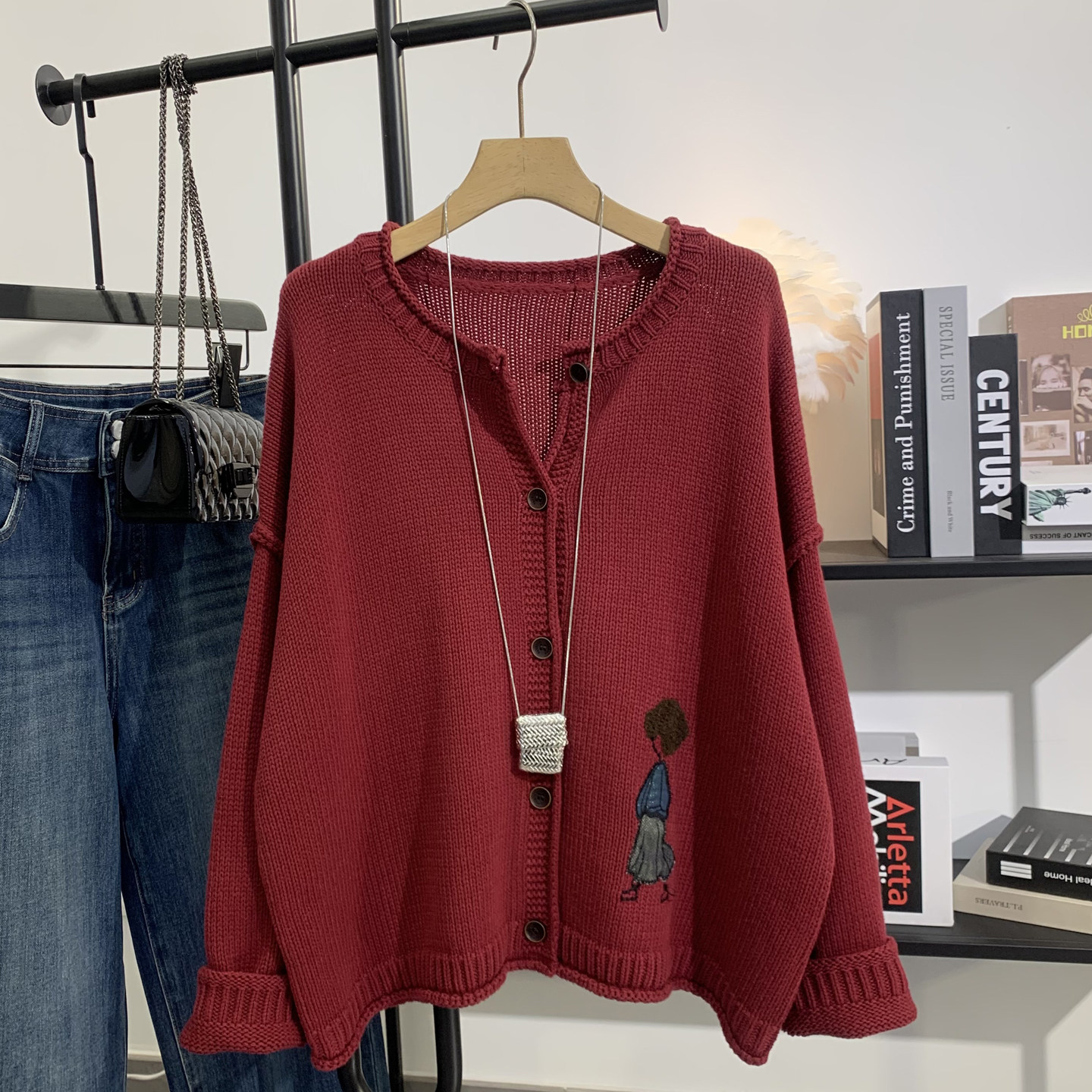 2026春秋新款复古红色针织开衫女短款宽松文艺慵懒小个子毛衣外套,女装/女士精品,毛针织衫,淘宝优惠券,粉丝福利购,淘宝优惠卷