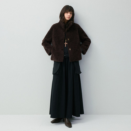 VIVIDINI 秋冬短款小立领羊羔毛外套