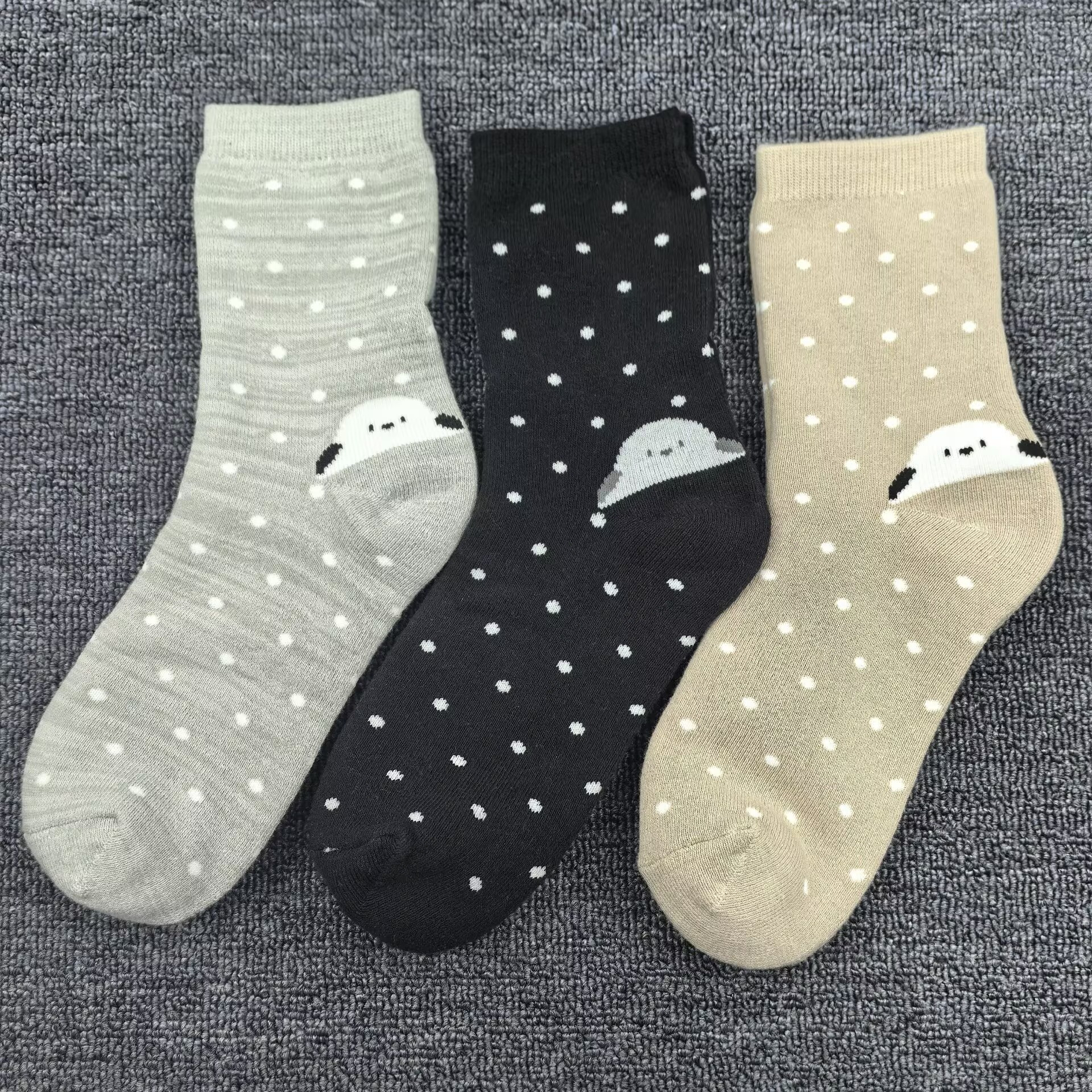 加厚毛巾底袜子女中筒波点纯棉袜可爱保暖卡通狗狗秋冬季毛圈女袜