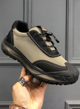 2026春季新款软底舒适休闲鞋潮流轻便百搭透气百搭时尚男士运动鞋