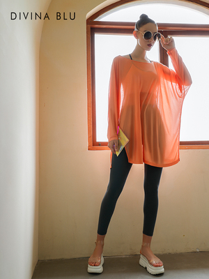 轻薄透气宽松迪唯纳运动外搭罩衫