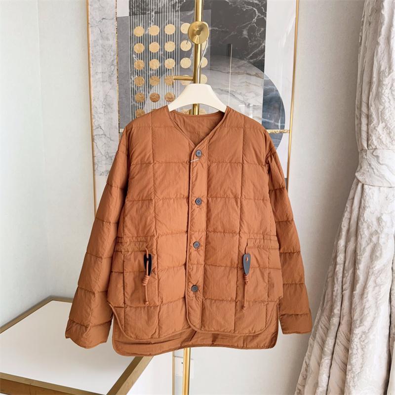 宽松羽绒服绗缝抽绳腰带单排扣