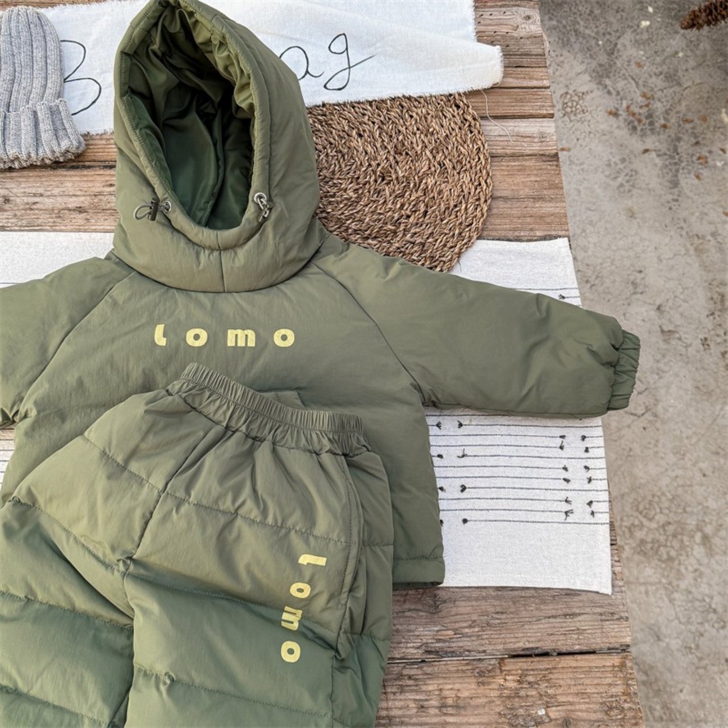 儿童洋气套装2025秋冬新款男女童宝宝加厚保暖白鸭绒羽绒服两件套