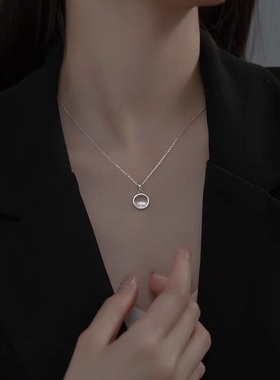 一汪清泉项链女韩国简约小众百搭冷淡风锁骨链