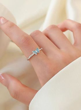 蝴蝶戒指女生2025年小众轻奢素圈食指戒设计高级感开口戒