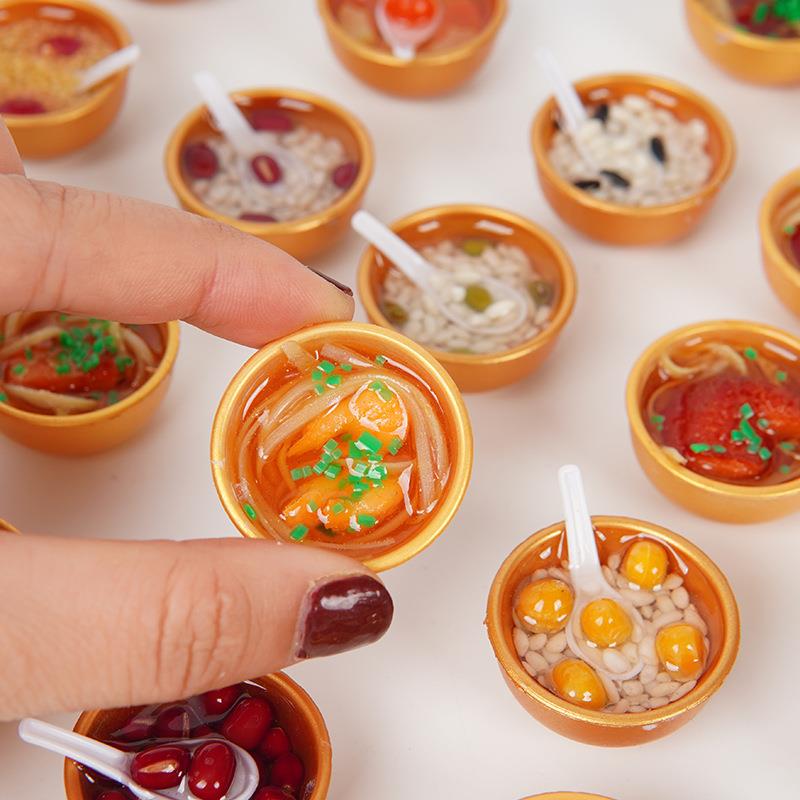 仿真迷你小碗菜挂件迷你厨房中餐食玩钥匙扣金碗糖水面条玩具