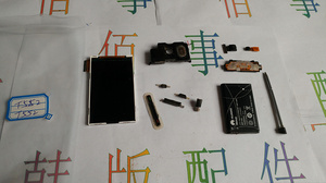 华为T552 内屏 电池 手写笔 按键 振动器  摄像头 按键排线 喇叭