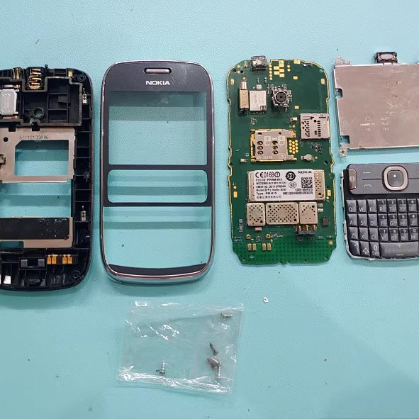 适用 诺基亚3020 主板 触摸屏带框 后框带耳机孔喇叭 按键板 听筒