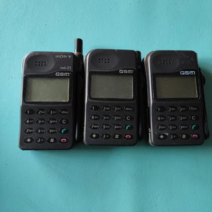 适用于 索尼Z1  索尼 CMD-Z1俗称“小砖头”又名“ 掌中宝 收藏机