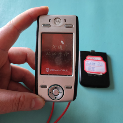 适用于 MOTO E680 可开机屏幕裂 配件机情怀机收藏老古董影视机器