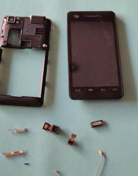 适用于 长虹 C100 屏幕    摄像头 听筒 后框 按键 感应器