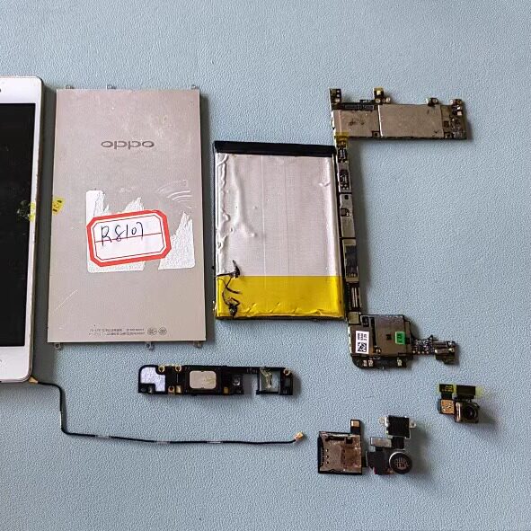 适用于 OPPO R8107 主板 屏幕  电池 摄像头 卡槽排线 喇叭 后盖