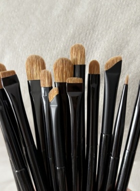 化妆师！专业黄狼尾眼影刷眼部化妆刷眼线刷卧蚕扁平遮瑕画笔眉刷