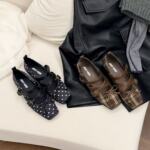 H55女鞋苏格兰女孩2026春季新款复古波点格纹低跟浅口方头玛丽珍