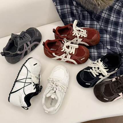 H55女鞋迷你小泡芙2025新款巨显脚小软底德训鞋休闲圆头面包鞋