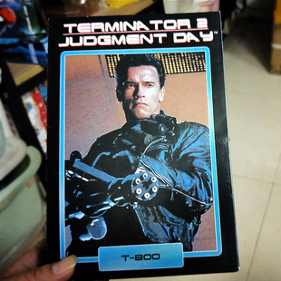 终结者阿诺施瓦辛格关节可动T800骨架7寸电影男可动人偶模型手办