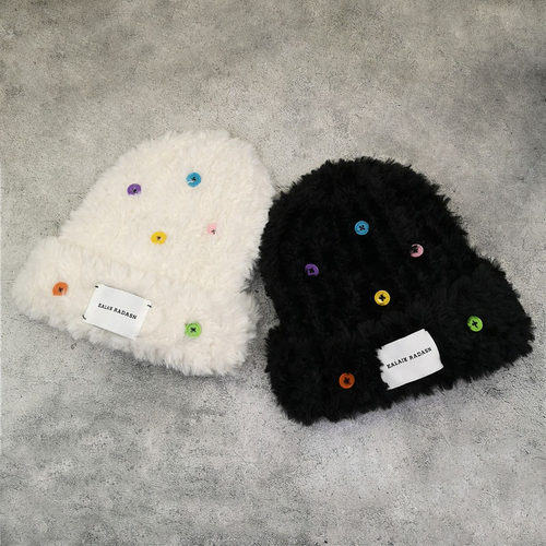 女冬季纽扣装饰薄利多销