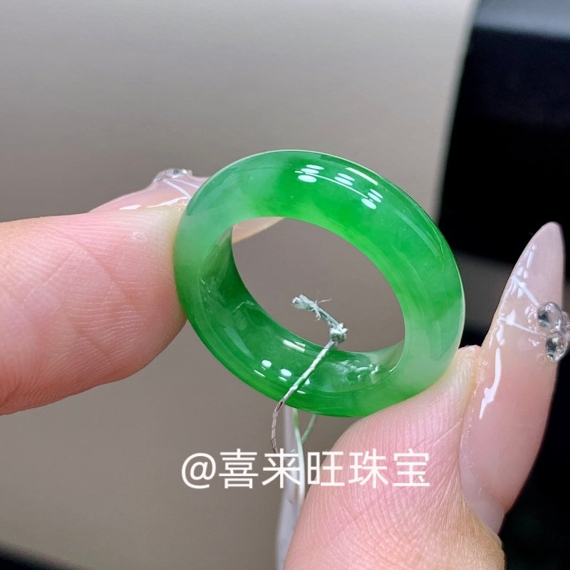 冰种飘绿花帝王绿玉石戒指指环