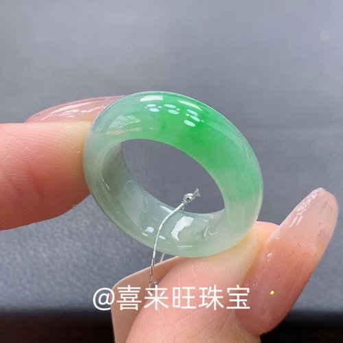 冰种白飘绿帝王绿玉石戒指指环