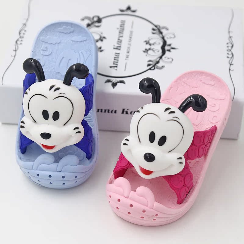 Pantoufles enfants en autre pour été - semelle caoutchouc antidérapant - Ref 986352 Image 1