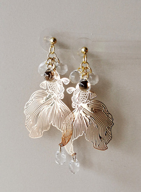 kari show日系新年耳环锦鲤本鲤日常百搭简约ins风设计师款耳饰