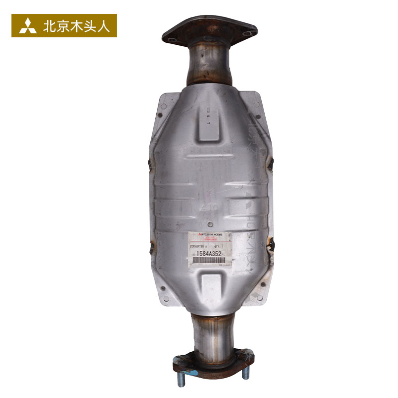三菱帕杰罗v93v97消声器中节日本