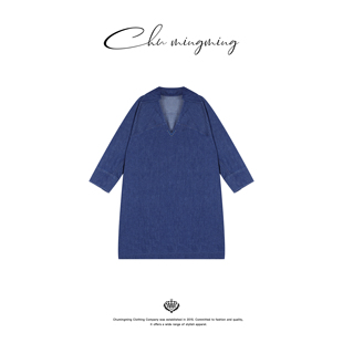 CHU楚妞纯棉牛仔翻领V领连衣裙2026春季新款女宽松阔版百搭裙子