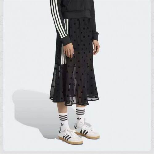 三叶草女子时尚波点网纱半身裙