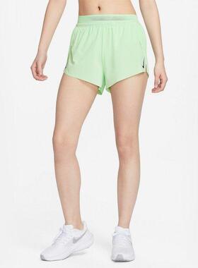 Nike耐克女裤 潮流时尚舒适透气跑步运动训练休闲短裤FN2329-376