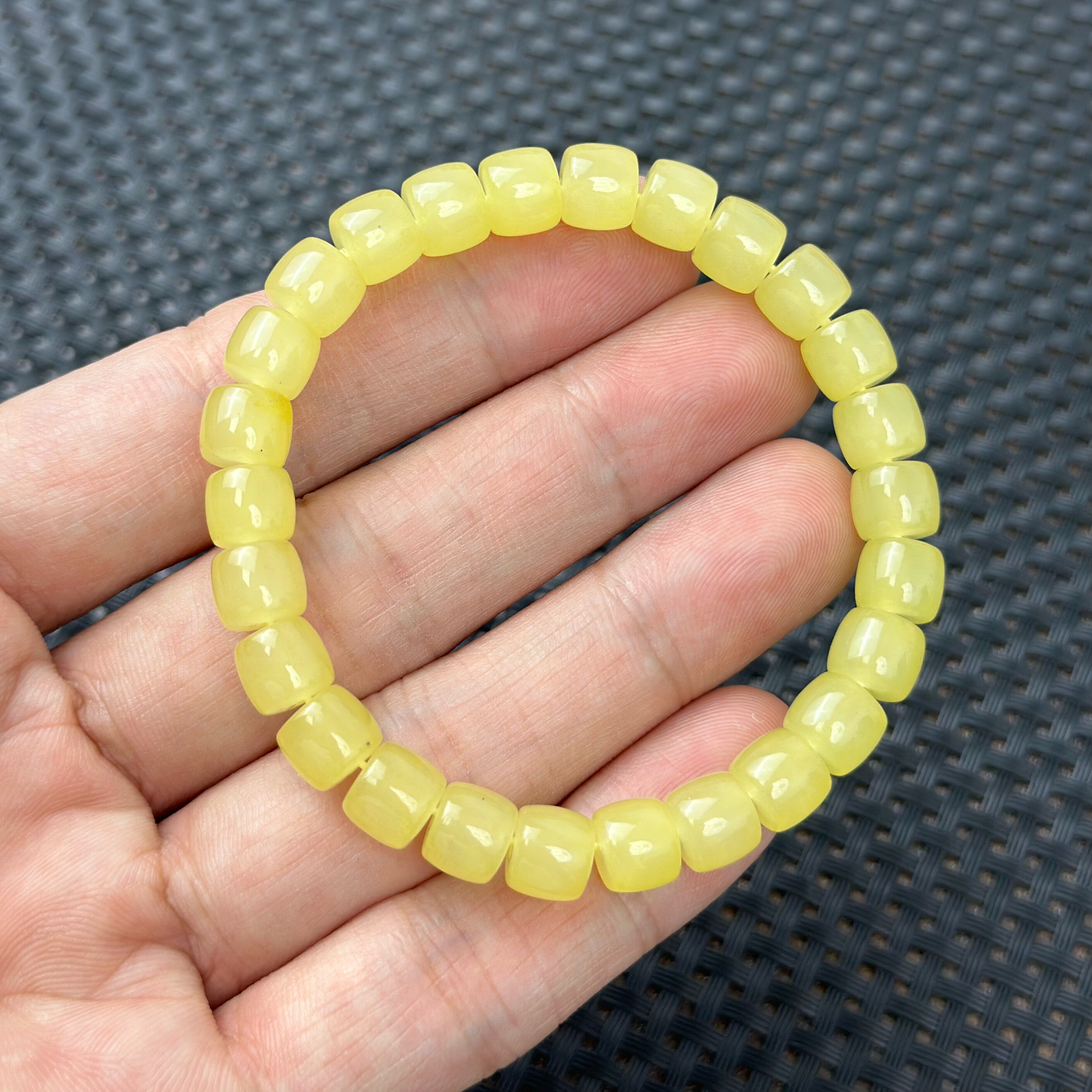 卡8mm 天然和田玉黄口蜂蜜水直切桶珠归圆手串青海老料保正品清货