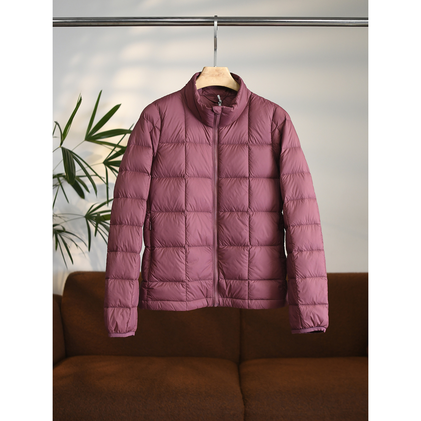 防风防水防污方格绗缝90白鹅绒，750+蓬松度极简立领羽绒服 W1695