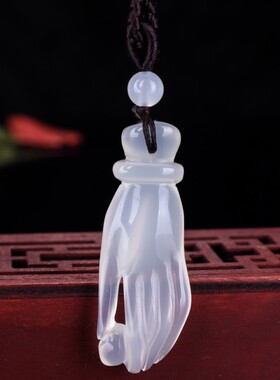 掌上明珠天然冰种佛手玛瑙玉吊坠