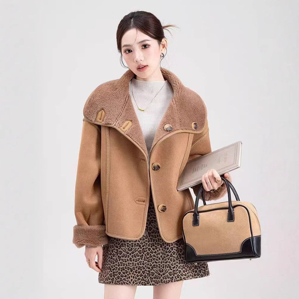双面穿皮毛一体翻领羊羔毛外套女2024冬季新款宽松显瘦百搭外套