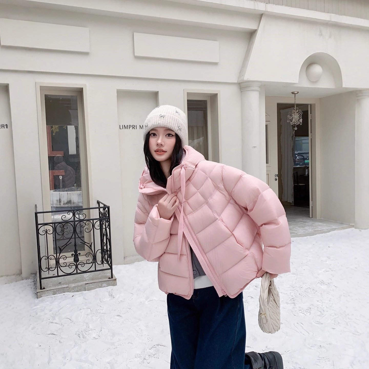 2025冬季新款时尚羽绒服外套气质加厚连帽宽松显瘦面包服保暖上衣