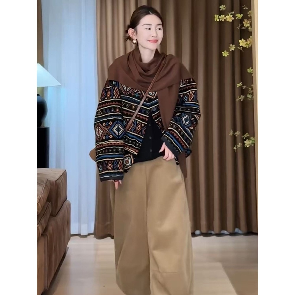 韩系几何图案短外套女2025秋季新款宽松时尚百搭小个子纽扣上衣潮