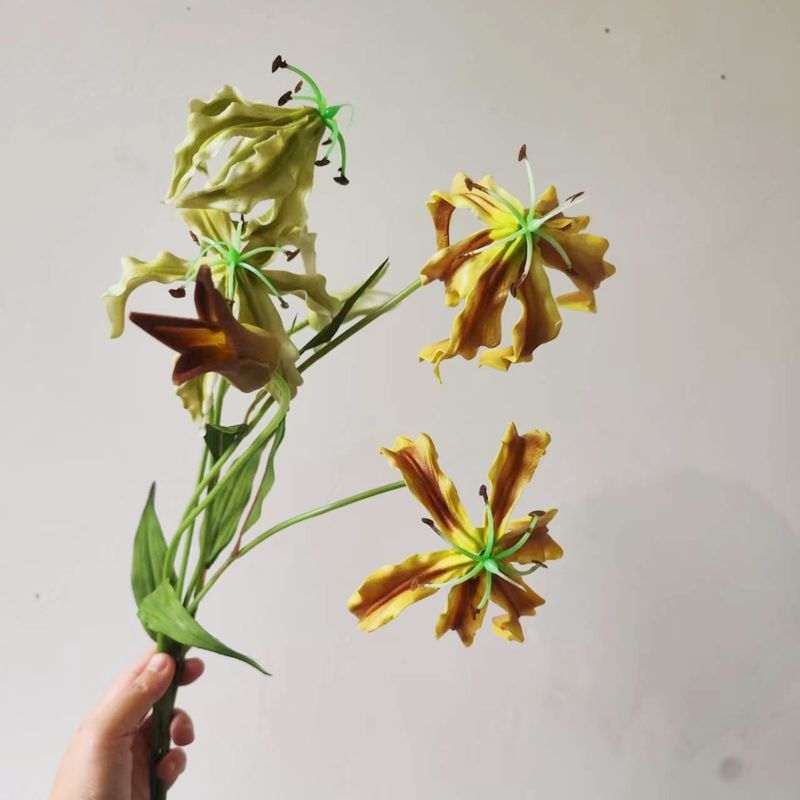 仿真花PU手感 嘉兰 火焰百合 单枝假花家居装饰 摄影道具摆件花卉