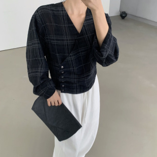 51956 侧扣麻料复古格子小衫 about moon月亮家2026春季