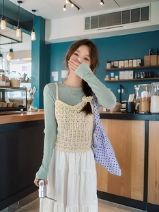 伊嘉2025新款 9968 叠穿撞色两件套上衣配大摆半身裙三件套套装