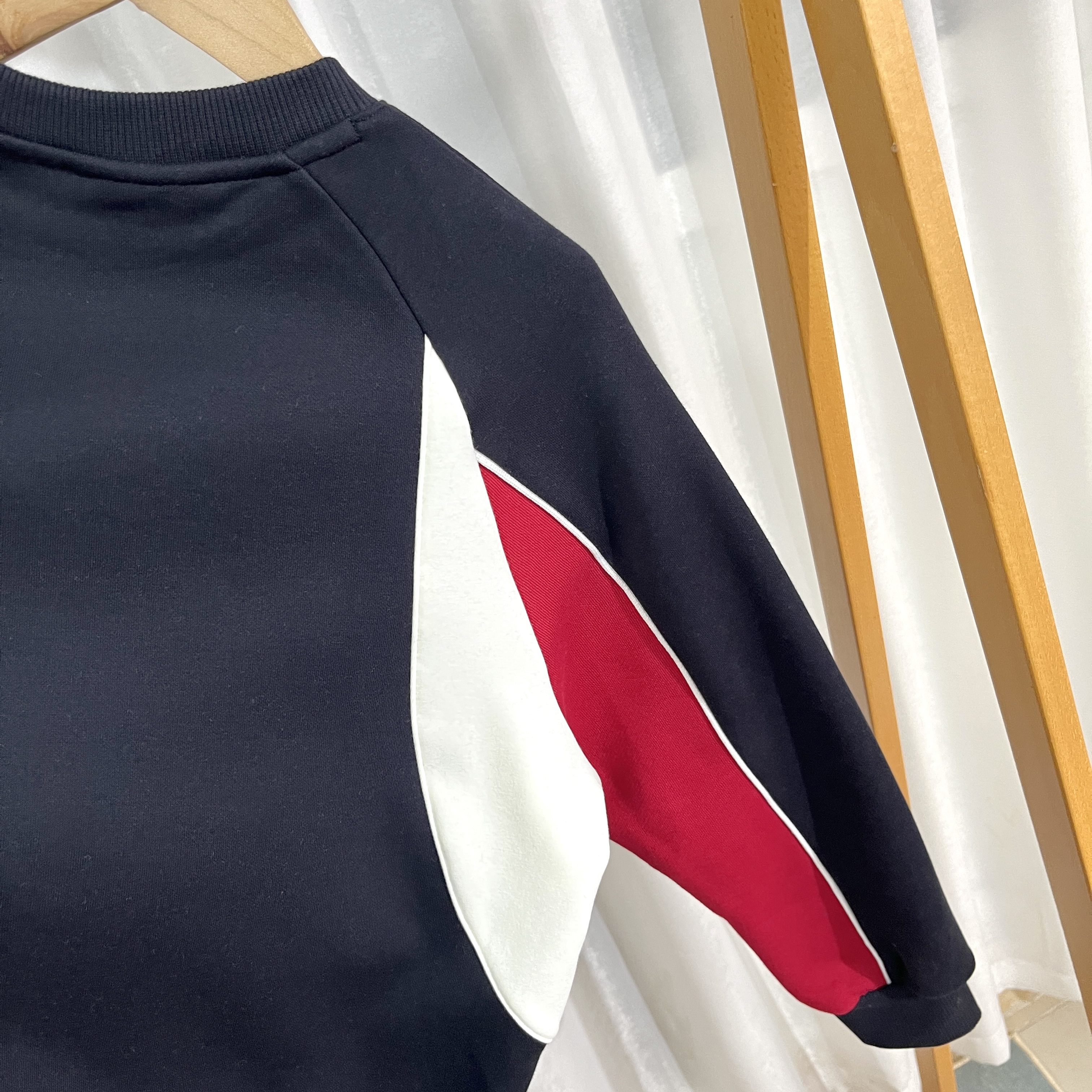 重工拼色秋冬新款男女童中大童加绒加厚保暖刺绣卫衣运动休闲上衣